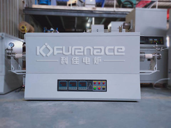 1600℃三溫區管式爐