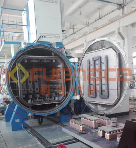 工業(yè)型真空釬焊爐