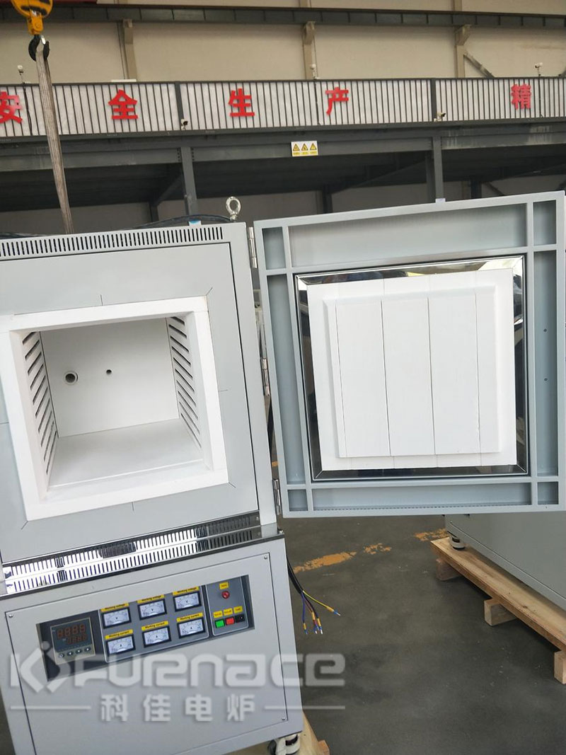 1200度箱式爐發(fā)貨實拍圖