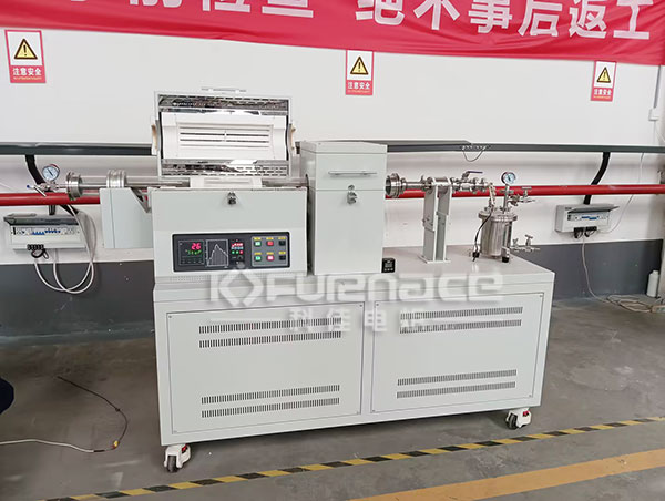 1200℃高溫旋轉管式爐實拍圖